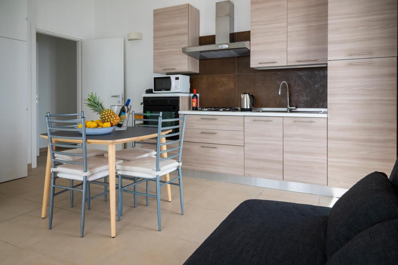 Cicirata Sea Beach - Sicilia Vacanza أفولا المظهر الخارجي الصورة